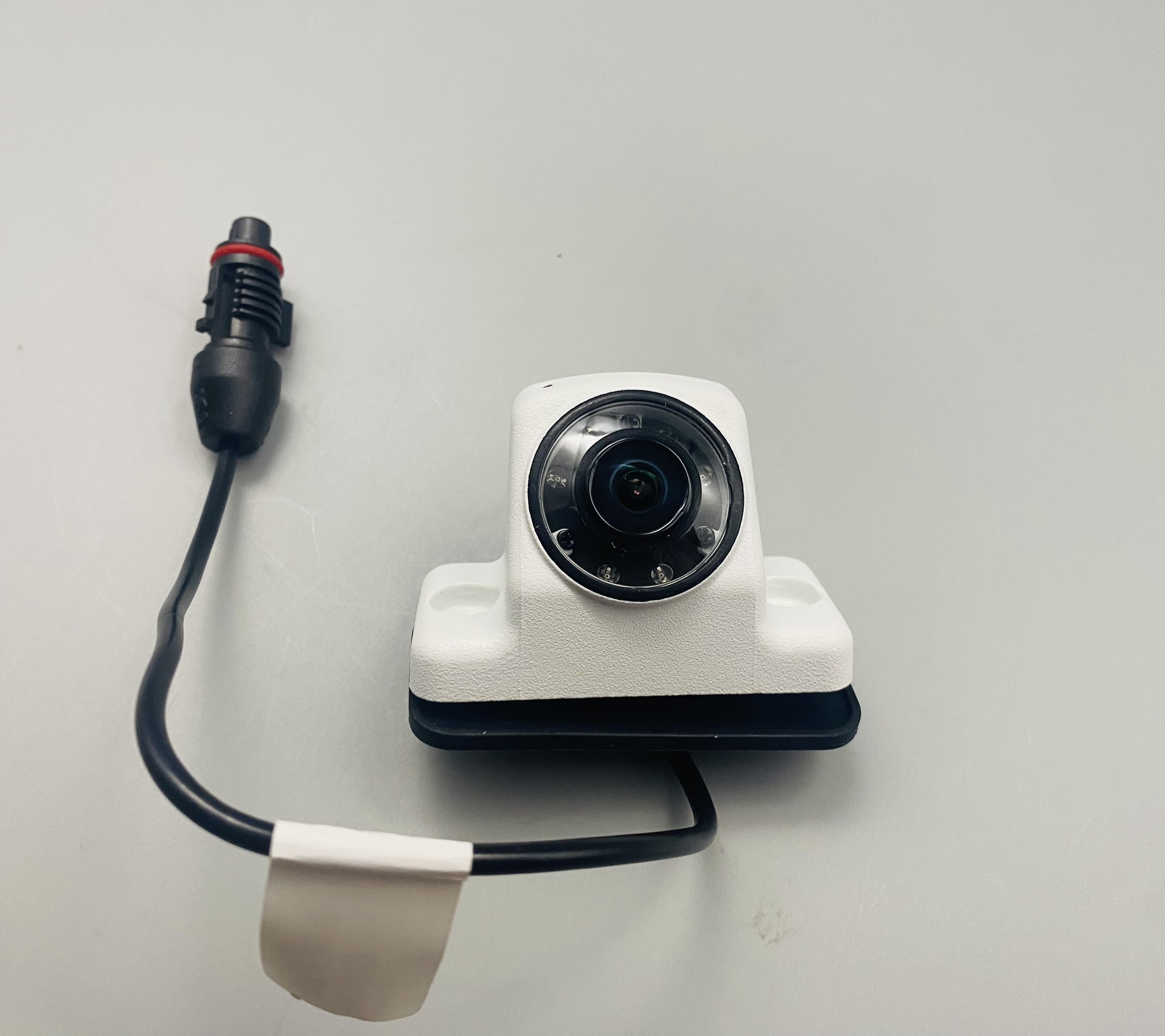 Voyager Heavy-Duty AHD (Analog High Definition) Surface-Mount Color Rear Camera with White Finish