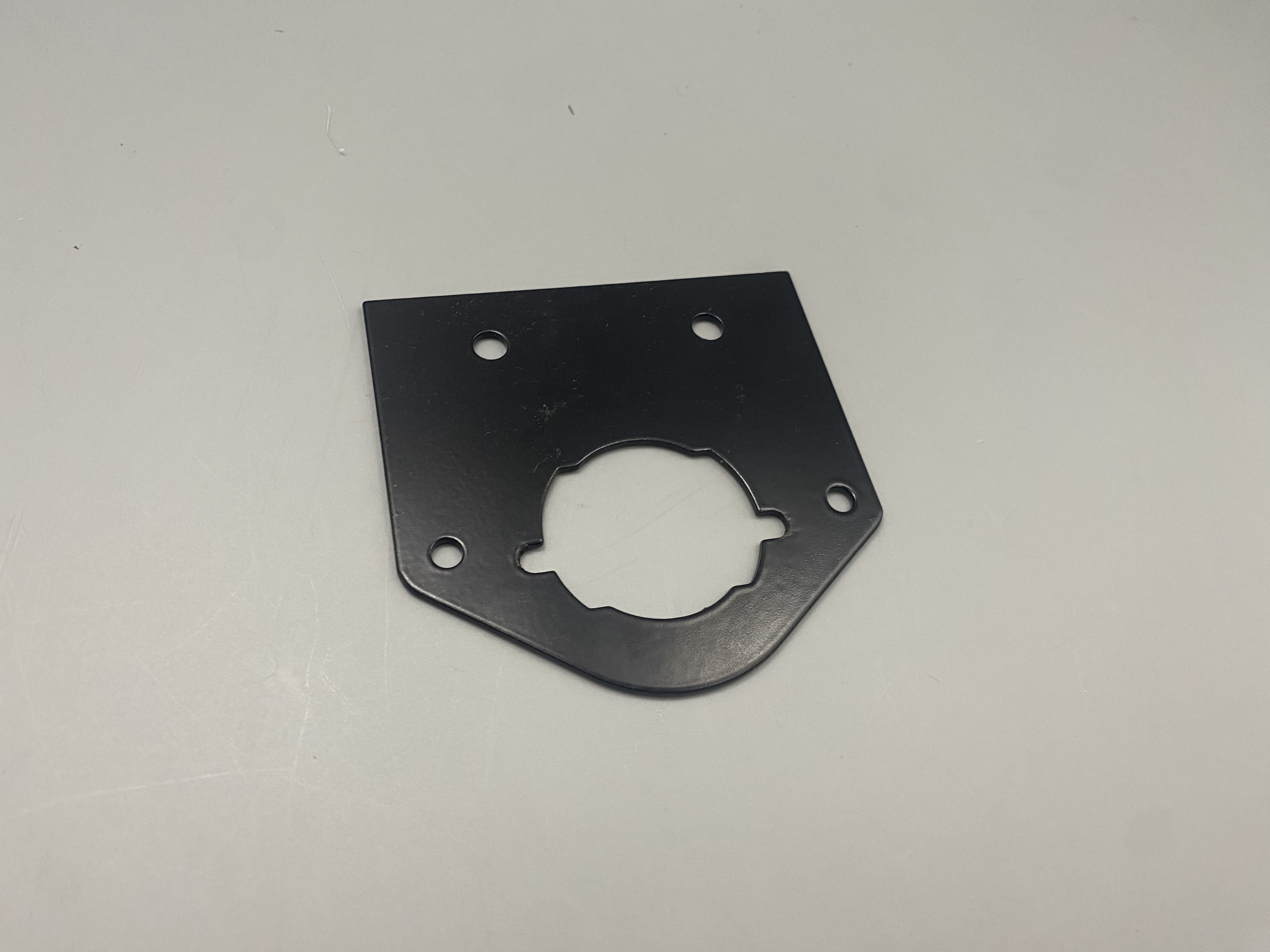 Electrical Socket Bracket -- Straight